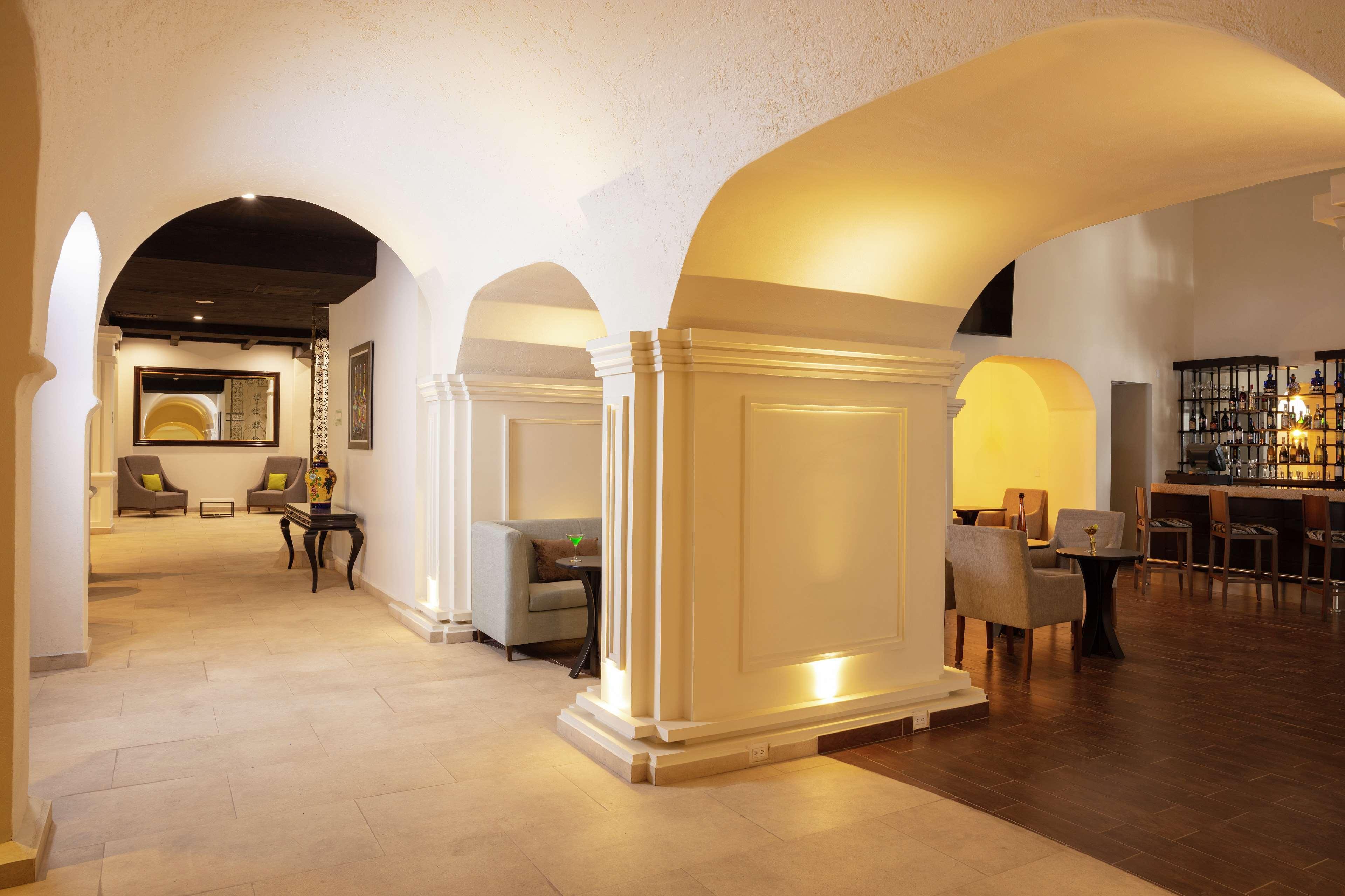 Doubletree By Hilton Toluca Hotel Buitenkant foto