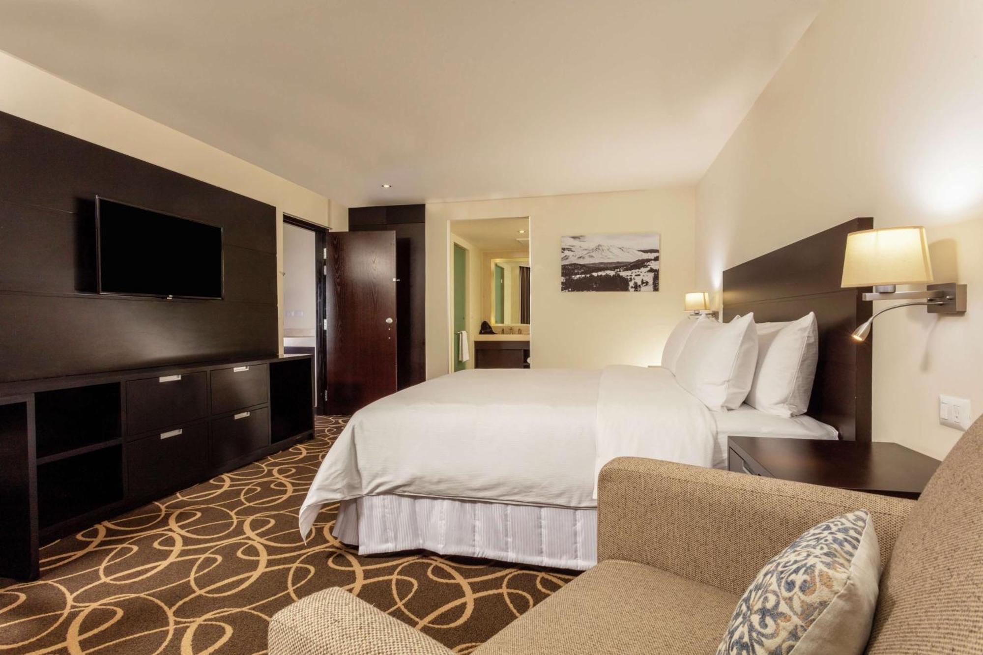 Doubletree By Hilton Toluca Hotel Buitenkant foto