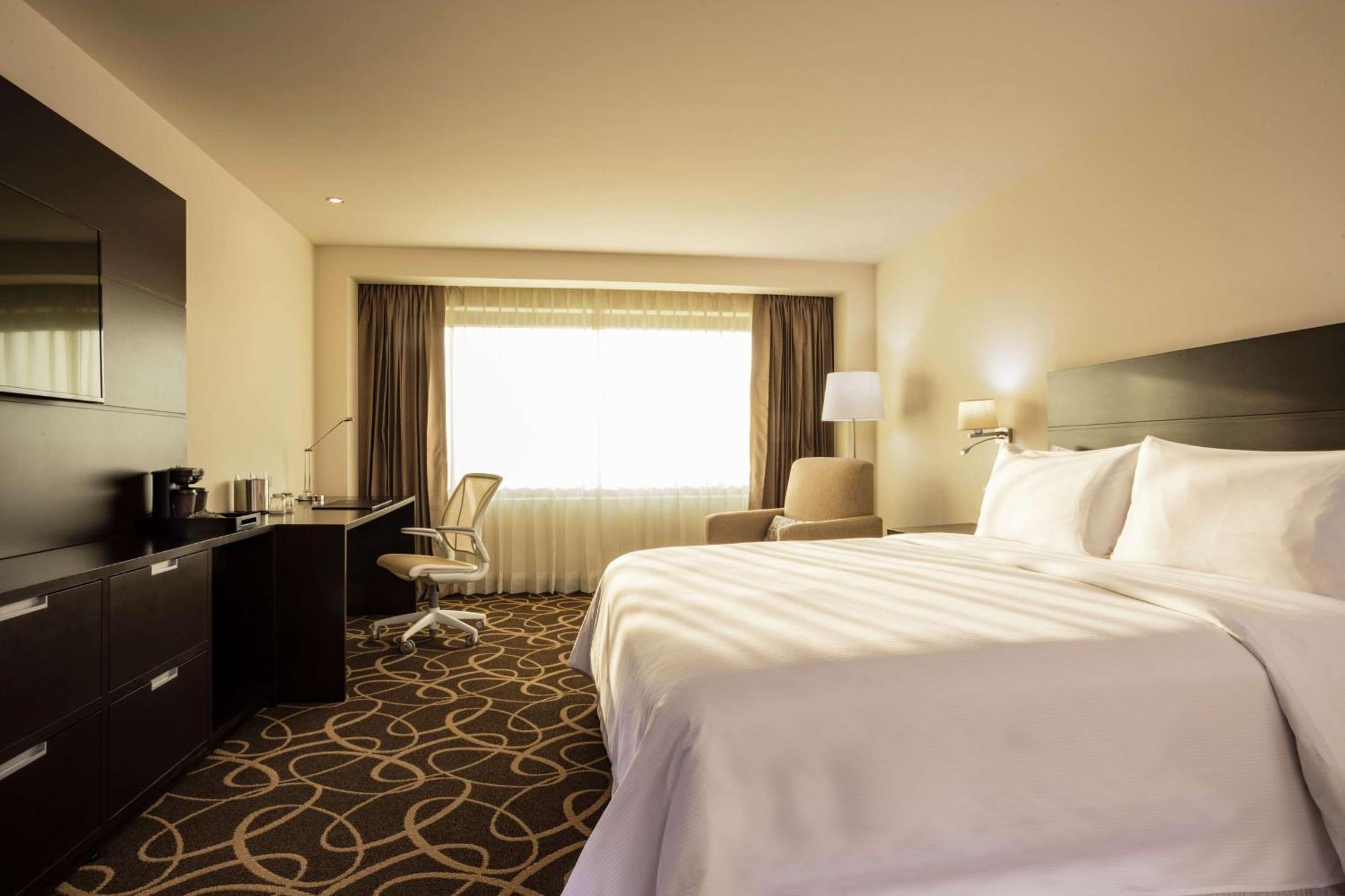 Doubletree By Hilton Toluca Hotel Buitenkant foto